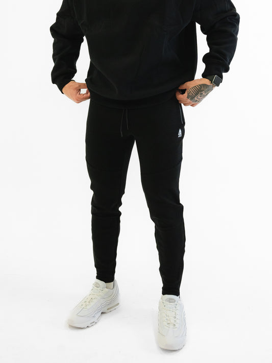 AKIN Blackout Tracksuit